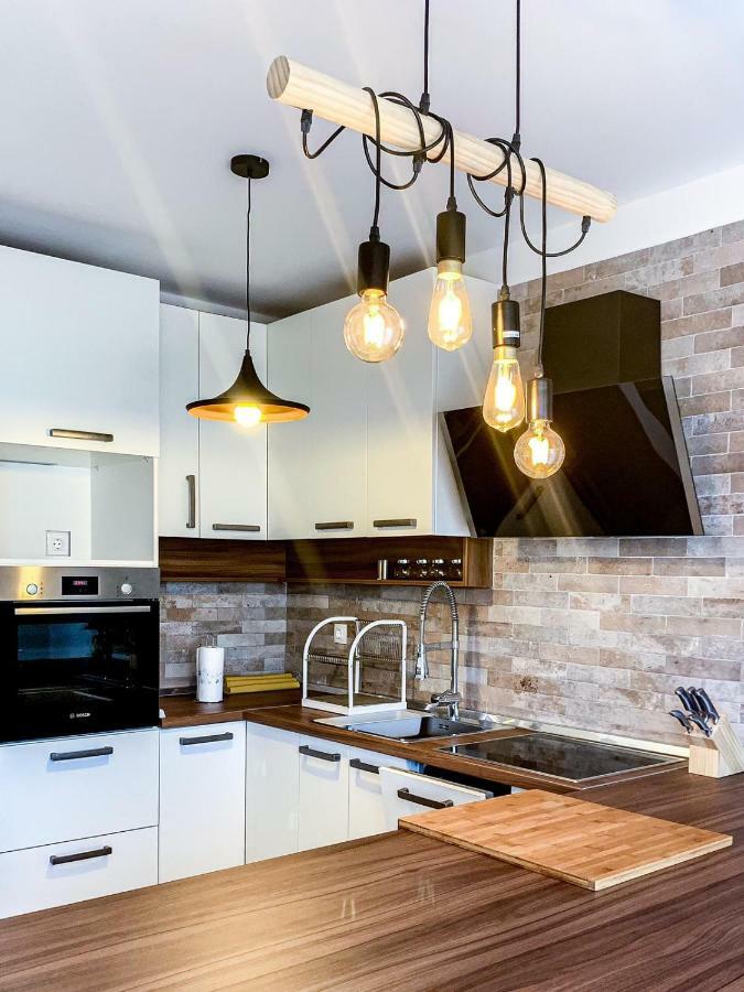 Apartments Milena 8 Мандре Екстериор снимка