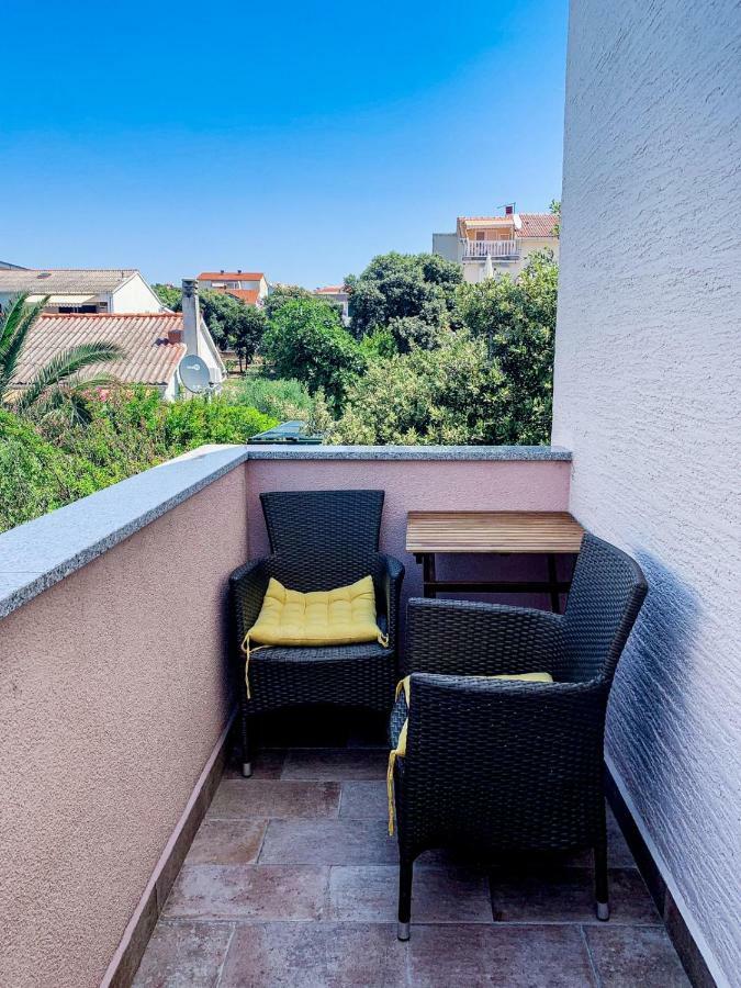Apartments Milena 8 Мандре Екстериор снимка